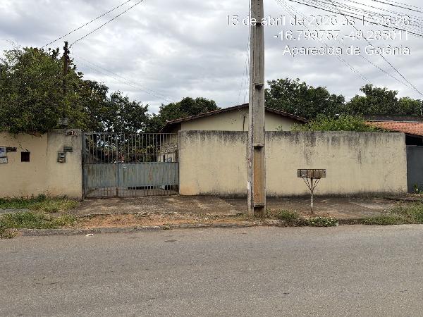Vende-se em Aparecida De Goiania-GO  Casa, 107.28 de área total, 107.28 de área privativa, 390.00 de área do terreno,  2_qto(s), a.serv, WC, 1_sala(s), cozinha.