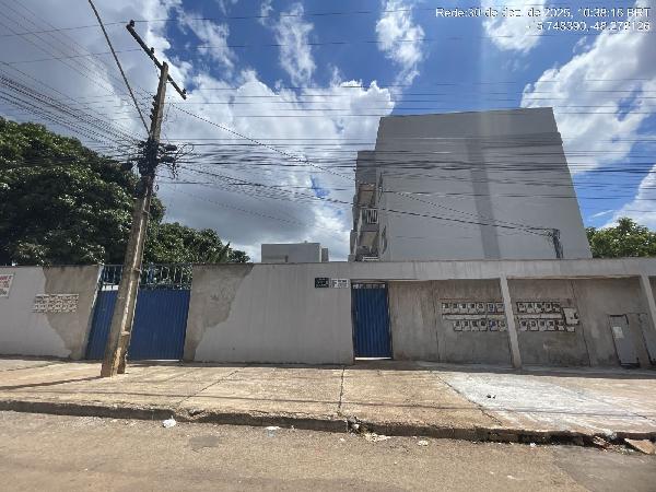 Vende-se em Aguas Lindas De Goias-GO  apto, 67.46 de área total, 61.25 de área privativa,  2_qto(s), a.serv, WC, 1_sala(s), cozinha.