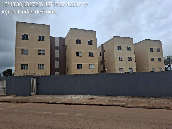 Vende-se em Aguas Lindas De Goias-GO  apto, 63.98 de área total, 51.48 de área privativa,  2_qto(s), a.serv, WC, 1_sala(s), cozinha.