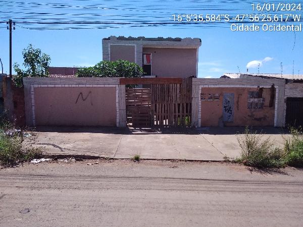 Vende-se em Cidade Ocidental-GO  apto, 47.97 de área privativa,  2_qto(s), a.serv, WC, 1_sala(s), sacada, cozinha, 1_vaga(s) de garagem.