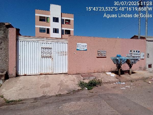 Vende-se em Aguas Lindas De Goias-GO  apto, 76.67 de área total, 90.83 de área privativa,  2_qto(s), varanda, a.serv, WC, 1_sala(s), cozinha.