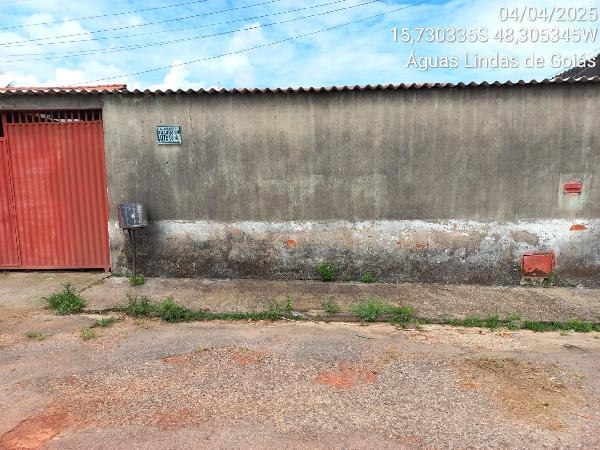 Vende-se em Aguas Lindas De Goias-GO  Casa, 56.20 de área total, 56.20 de área privativa, 360.00 de área do terreno,  2_qto(s), varanda, a.serv, WC, 1_sala(s), cozinha.