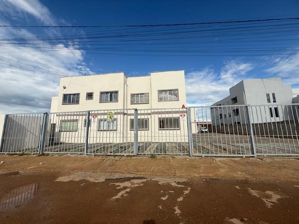 Vende-se em Cidade Ocidental-GO  apto, 84.81 de área total, 46.45 de área privativa,  2_qto(s), varanda, a.serv, WC, 1_sala(s), cozinha, 1_vaga(s) de garagem.