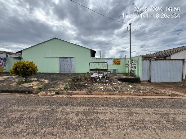 Vende-se em Aguas Lindas De Goias-GO  Casa, 62.22 de área total, 62.22 de área privativa, 150.00 de área do terreno,  2_qto(s), a.serv, WC, 1_sala(s), cozinha.