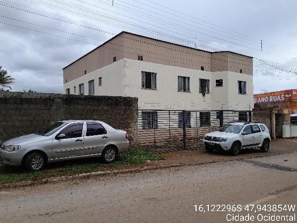 Vende-se em Cidade Ocidental-GO  apto, 45.65 de área privativa, 467.00 de área do terreno,  2_qto(s), a.serv, WC, 1_sala(s), cozinha, 1_vaga(s) de garagem.