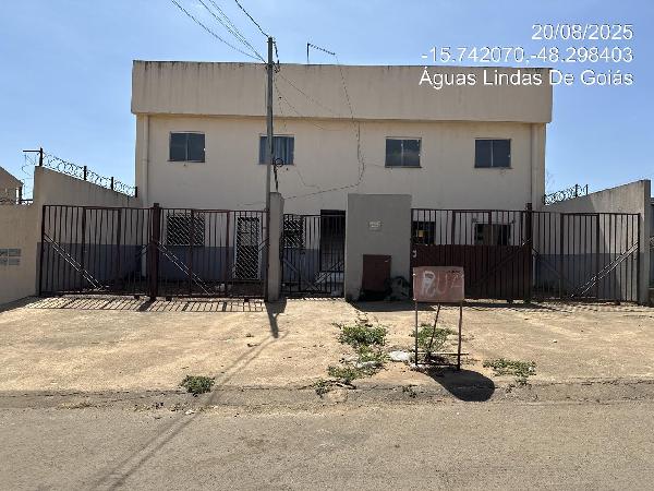 Vende-se em Aguas Lindas De Goias-GO  apto, 62.44 de área total, 55.58 de área privativa,  2_qto(s), a.serv, WC, 1_sala(s), cozinha, 1_vaga(s) de garagem.