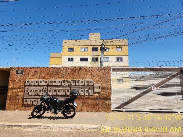Vende-se em Aguas Lindas De Goias-GO  apto, 86.65 de área total, 52.56 de área privativa,  2_qto(s), a.serv, WC, 1_sala(s), cozinha, 1_vaga(s) de garagem.
