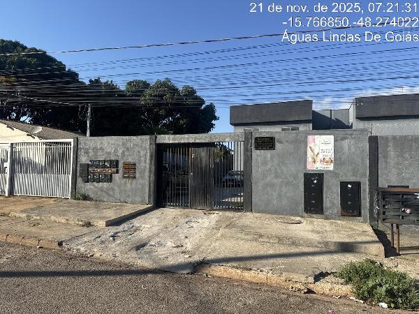 Vende-se em Aguas Lindas De Goias-GO  apto, 55.29 de área total, 48.51 de área privativa,  2_qto(s), a.serv, WC, 1_sala(s), cozinha.