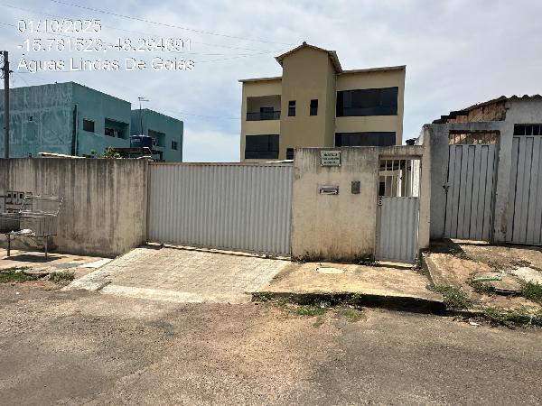 Vende-se em Aguas Lindas De Goias-GO  apto, 110.00 de área total, 57.60 de área privativa,  2_qto(s), a.serv, WC, 1_sala(s), cozinha, 1_vaga(s) de garagem.