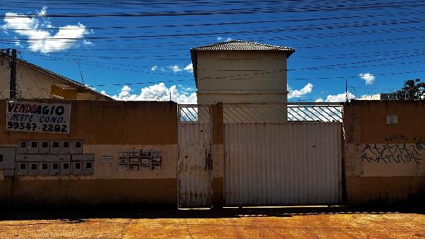 Vende-se em Aguas Lindas De Goias-GO  apto, 87.21 de área total, 53.19 de área privativa,  2_qto(s), a.serv, WC, 1_sala(s), cozinha.