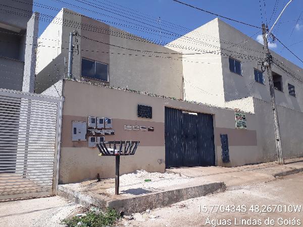 Vende-se em Aguas Lindas De Goias-GO  apto, 50.65 de área privativa,  2_qto(s), WC, 1_sala(s), cozinha.