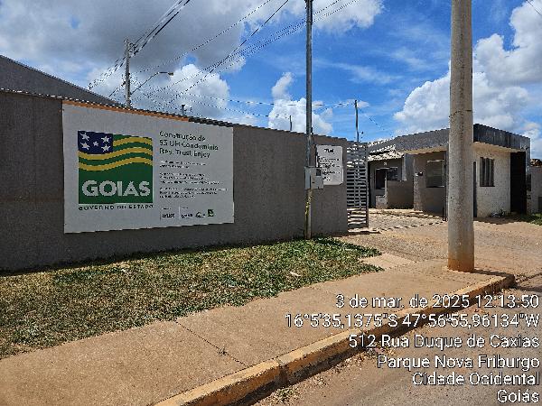 Vende-se em Cidade Ocidental-GO  Casa, 115.32 de área total, 69.30 de área privativa, 137.80 de área do terreno,  2_qto(s), a.serv, WC, 1_sala(s), cozinha, 1_vaga(s) de garagem.