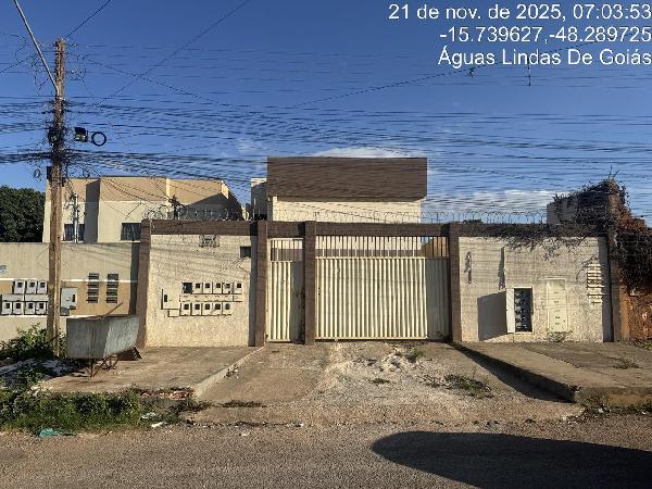 Vende-se em Aguas Lindas De Goias-GO  apto, 72.67 de área total, 60.17 de área privativa,  2_qto(s), a.serv, WC, 1_sala(s), cozinha, 1_vaga(s) de garagem.