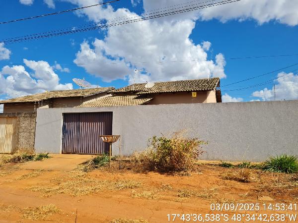 Vende-se em Caldas Novas-GO  Casa, 64.33 de área total, 64.33 de área privativa, 202.50 de área do terreno,  2_qto(s), a.serv, WC, 1_sala(s), cozinha.