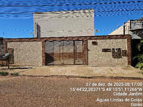 Vende-se em Aguas Lindas De Goias-GO  apto, 62.50 de área total, 55.57 de área privativa,  2_qto(s), a.serv, WC, 1_sala(s), cozinha.