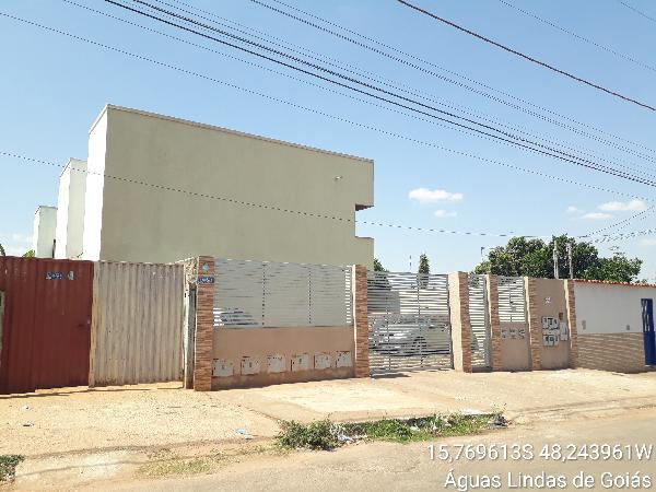 Vende-se em Aguas Lindas De Goias-GO  apto, 58.15 de área privativa,  2_qto(s), a.serv, WC, 1_sala(s), cozinha.