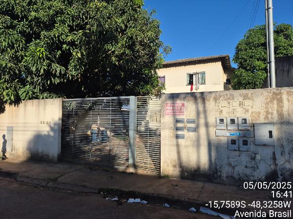 Vende-se em Aguas Lindas De Goias-GO  apto, 72.32 de área total, 66.46 de área privativa,  2_qto(s), a.serv, WC, 1_sala(s), cozinha, 1_vaga(s) de garagem.