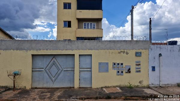 Vende-se em Aguas Lindas De Goias-GO  apto, 90.22 de área total, 62.98 de área privativa,  1_qto(s), a.serv, WC, 1_sala(s), cozinha.