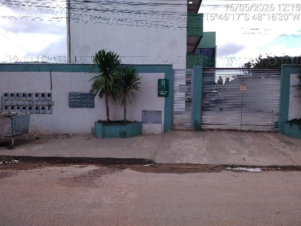 Vende-se em Aguas Lindas De Goias-GO  apto, 77.39 de área total, 57.10 de área privativa,  2_qto(s), a.serv, WC, 1_sala(s), cozinha.