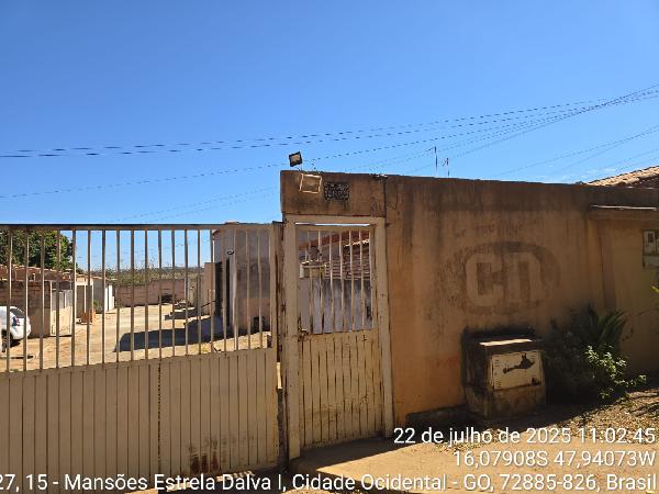 Vende-se em Cidade Ocidental-GO  Casa, 50.40 de área total, 50.40 de área privativa, 103.12 de área do terreno,  2_qto(s), varanda, a.serv, WC, 1_sala(s), cozinha.