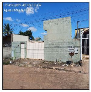 Vende-se em Aguas Lindas De Goias-GO  apto, 71.90 de área privativa,  2_qto(s), WC, 1_sala(s), cozinha, 1_vaga(s) de garagem.