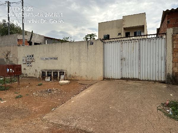Vende-se em Aguas Lindas De Goias-GO  apto, 108.19 de área total, 65.42 de área privativa,  2_qto(s), a.serv, WC, 1_sala(s), cozinha, 1_vaga(s) de garagem.
