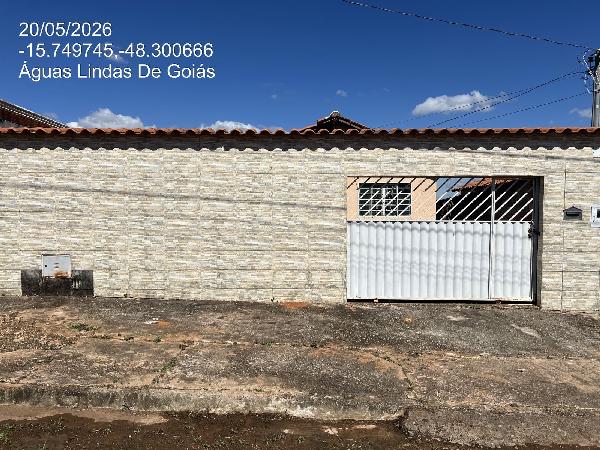 Vende-se em Aguas Lindas De Goias-GO  Casa, 50.43 de área total, 50.43 de área privativa, 300.00 de área do terreno,  2_qto(s), a.serv, WC, 1_sala(s), cozinha.