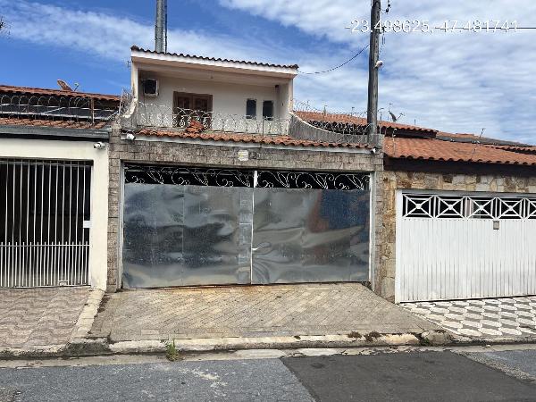 Vende-se em Sorocaba-SP  Casa, 132.28 de área total, 132.28 de área privativa, 134.65 de área do terreno,  3_qto(s), WC, 1_sala(s), cozinha, 1_vaga(s) de garagem.