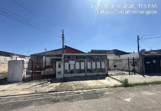 Vende-se em Taubate-SP  Casa, 82.90 de área privativa, 137.50 de área do terreno.