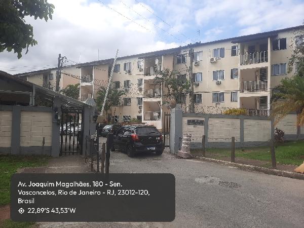Vende-se em Rio De Janeiro-RJ  apto, 45.00 de área total, 45.00 de área privativa,  2_qto(s), WC, 1_sala(s), cozinha.