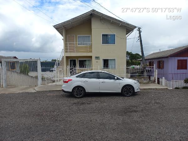 Vende-se em Lages-SC  apto, 69.96 de área total, 67.46 de área privativa,  2_qto(s), a.serv, WC, 1_sala(s), cozinha, 1_vaga(s) de garagem.