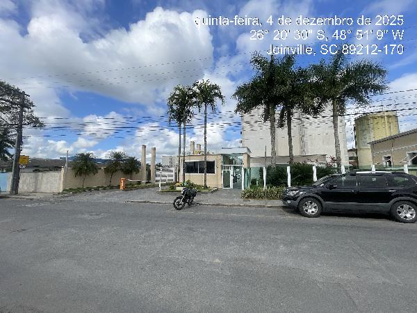 Vende-se em Joinville-SC  apto, 58.93 de área total, 42.85 de área privativa,  2_qto(s), WC, 1_sala(s), cozinha, 1_vaga(s) de garagem.