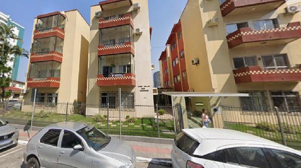 Vende-se em Sao Jose-SC  apto, 106.60 de área total, 81.91 de área privativa,  3_qto(s), a.serv, WC, 1_sala(s), cozinha, 1_vaga(s) de garagem.