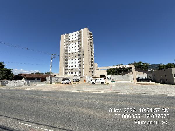 Vende-se em Blumenau-SC  apto, 74.59 de área total, 45.40 de área privativa,  2_qto(s), WC, 1_sala(s), cozinha, 1_vaga(s) de garagem.
