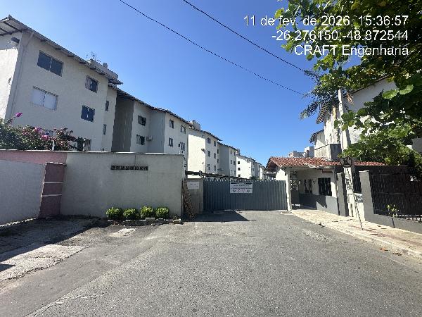 Vende-se em Joinville-SC  apto, 62.63 de área total, 55.48 de área privativa,  3_qto(s), WC, 1_sala(s), cozinha, 1_vaga(s) de garagem.