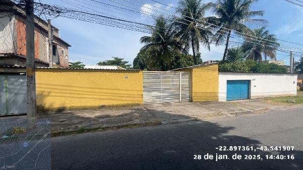 Vende-se em Rio De Janeiro-RJ  Casa, 49.88 de área total, 49.88 de área privativa, 0.01 de área do terreno.