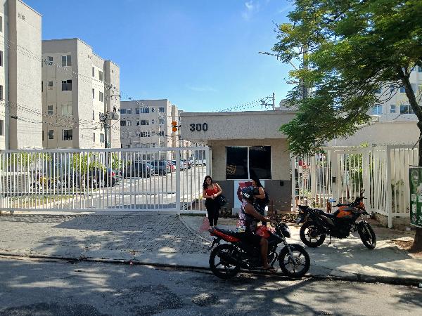 Vende-se em Rio De Janeiro-RJ  apto, 41.00 de área total, 41.00 de área privativa,  2_qto(s), a.serv, WC, 1_sala(s), cozinha.
