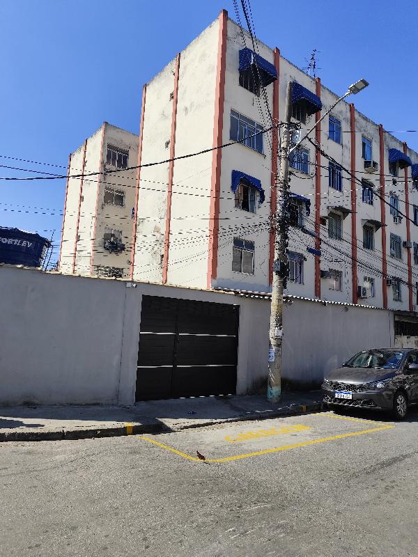 Vende-se em Rio De Janeiro-RJ  apto, 39.00 de área total, 39.00 de área privativa,  2_qto(s), WC, 1_sala(s), cozinha.