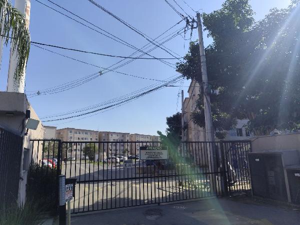 Vende-se em Rio De Janeiro-RJ  apto, 40.55 de área total, 40.55 de área privativa,  2_qto(s), WC, 1_sala(s), cozinha.