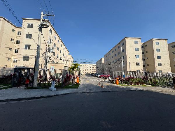 Vende-se em Rio De Janeiro-RJ  apto, 40.00 de área total, 40.00 de área privativa,  2_qto(s), a.serv, WC, 1_sala(s), cozinha, 1_vaga(s) de garagem.