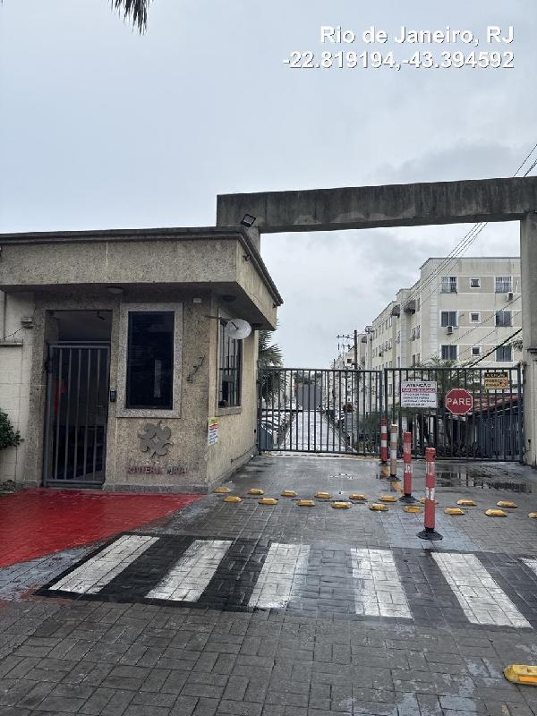 Vende-se em Rio De Janeiro-RJ  apto, 47.00 de área total, 47.00 de área privativa,  2_qto(s), WC, 1_sala(s), cozinha.