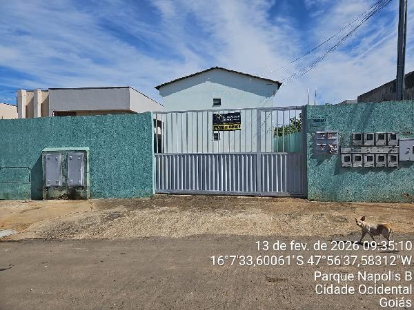 Vende-se em Cidade Ocidental-GO  apto, 82.00 de área total, 48.67 de área privativa,  2_qto(s), varanda, a.serv, WC, 1_sala(s), cozinha, 1_vaga(s) de garagem.