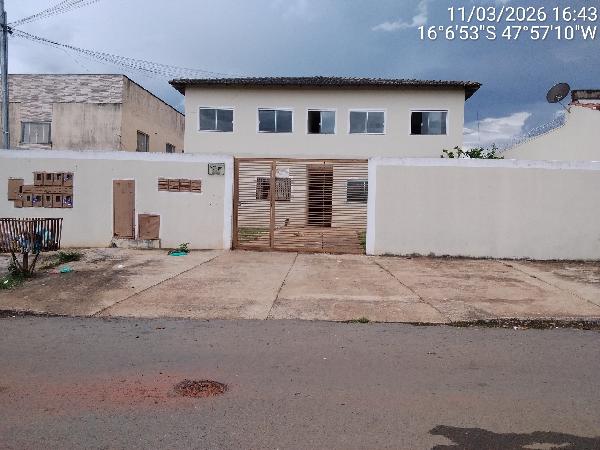 Vende-se em Cidade Ocidental-GO  apto, 77.26 de área total, 50.00 de área privativa,  2_qto(s), a.serv, WC, 1_sala(s), cozinha, 1_vaga(s) de garagem.