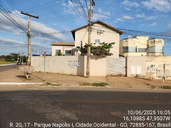 Vende-se em Cidade Ocidental-GO  apto, 86.94 de área total, 46.57 de área privativa,  2_qto(s), a.serv, WC, 1_sala(s), cozinha, 1_vaga(s) de garagem.