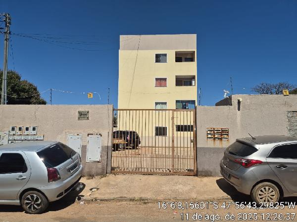 Vende-se em Cidade Ocidental-GO  apto, 85.81 de área total, 53.07 de área privativa,  2_qto(s), a.serv, WC, 1_sala(s), cozinha, 1_vaga(s) de garagem.