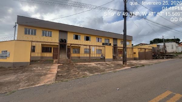 Vende-se em Cidade Ocidental-GO  apto, 71.60 de área total, 49.87 de área privativa,  2_qto(s), a.serv, WC, 1_sala(s), cozinha, 1_vaga(s) de garagem.