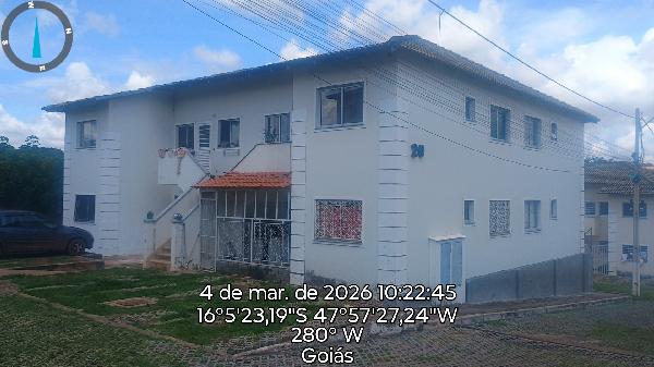 Vende-se em Cidade Ocidental-GO  apto, 97.63 de área total, 42.00 de área privativa,  2_qto(s), WC, 1_sala(s), cozinha, 1_vaga(s) de garagem.