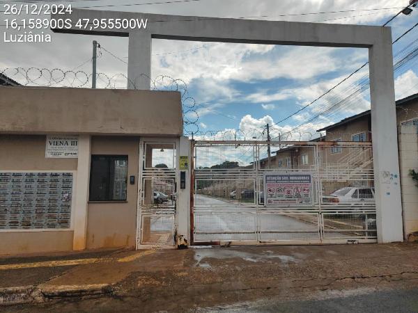 Vende-se em Luziania-GO  apto, 44.23 de área privativa,  2_qto(s), a.serv, WC, 1_sala(s), cozinha, 1_vaga(s) de garagem.