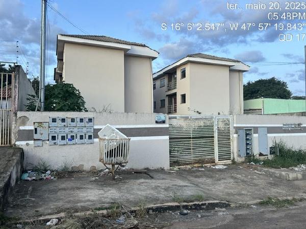 Vende-se em Cidade Ocidental-GO  apto, 79.04 de área total, 41.91 de área privativa,  2_qto(s), WC, 1_sala(s), cozinha, 1_vaga(s) de garagem.