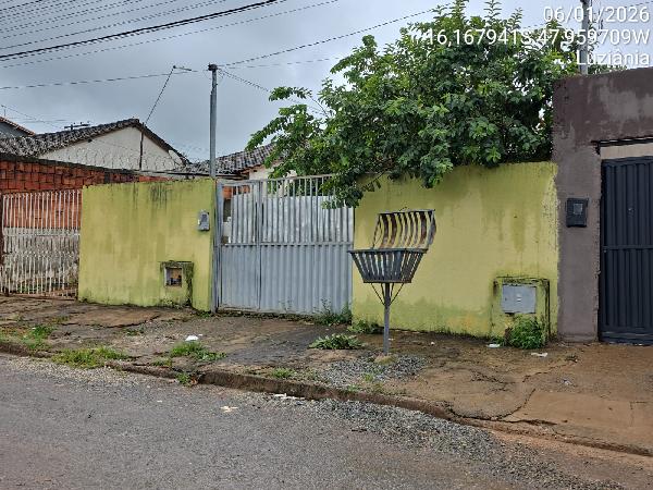Vende-se em Luziania-GO  Casa, 58.17 de área total, 58.17 de área privativa, 180.00 de área do terreno,  2_qto(s), a.serv, WC, 1_sala(s), cozinha, 1_vaga(s) de garagem.